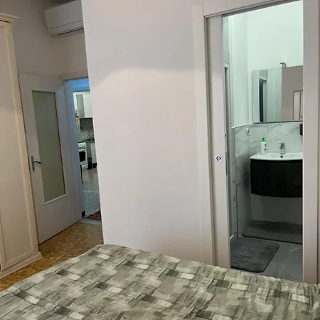 Chez Ermale * Μοντερόσο αλ Μάρε